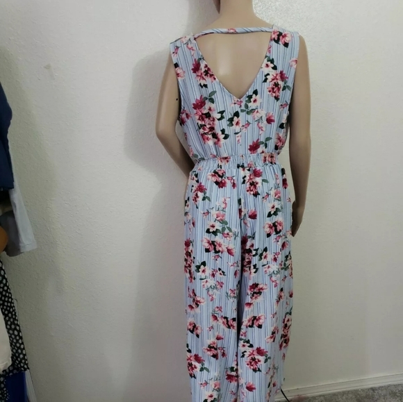 Blue Floral Summer Jumpsuit - Picture 3 of 11